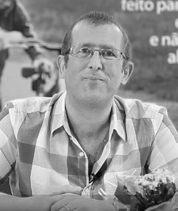 Simon Robinson