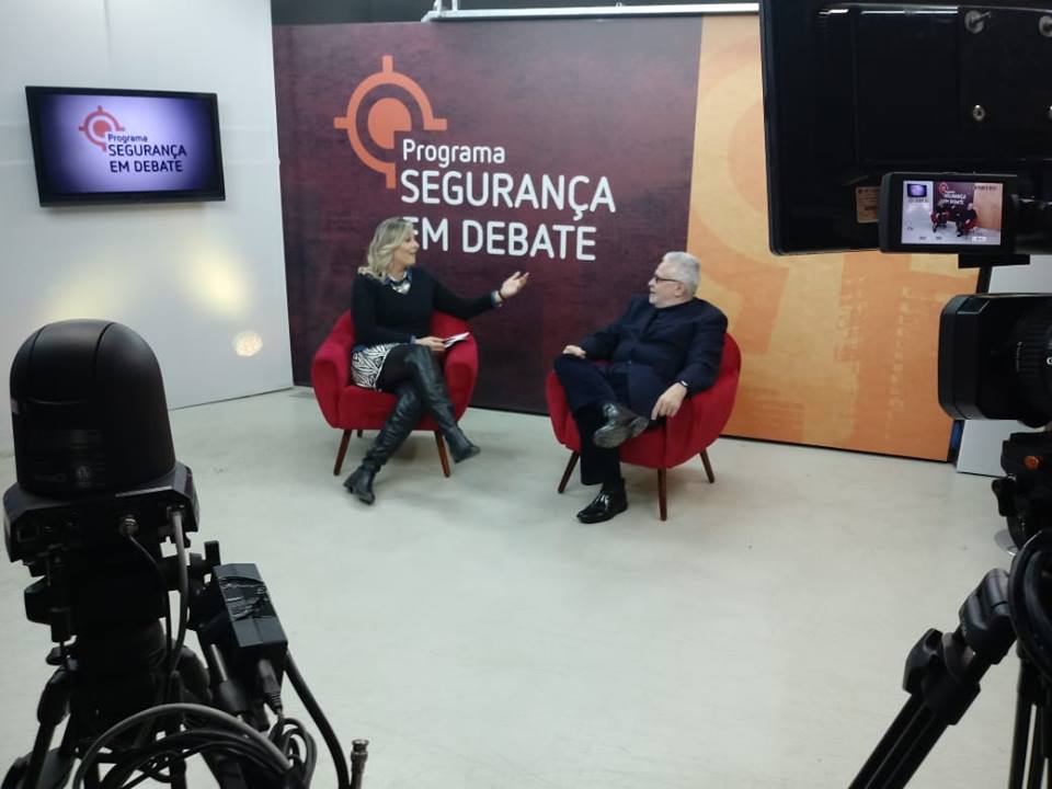 Professor de Negociação é entrevistado no programa Segurança em Debate
