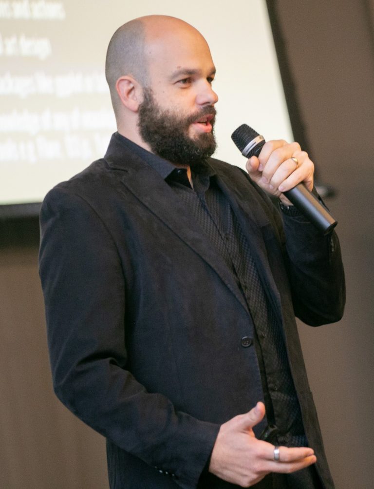 Eduardo Santos