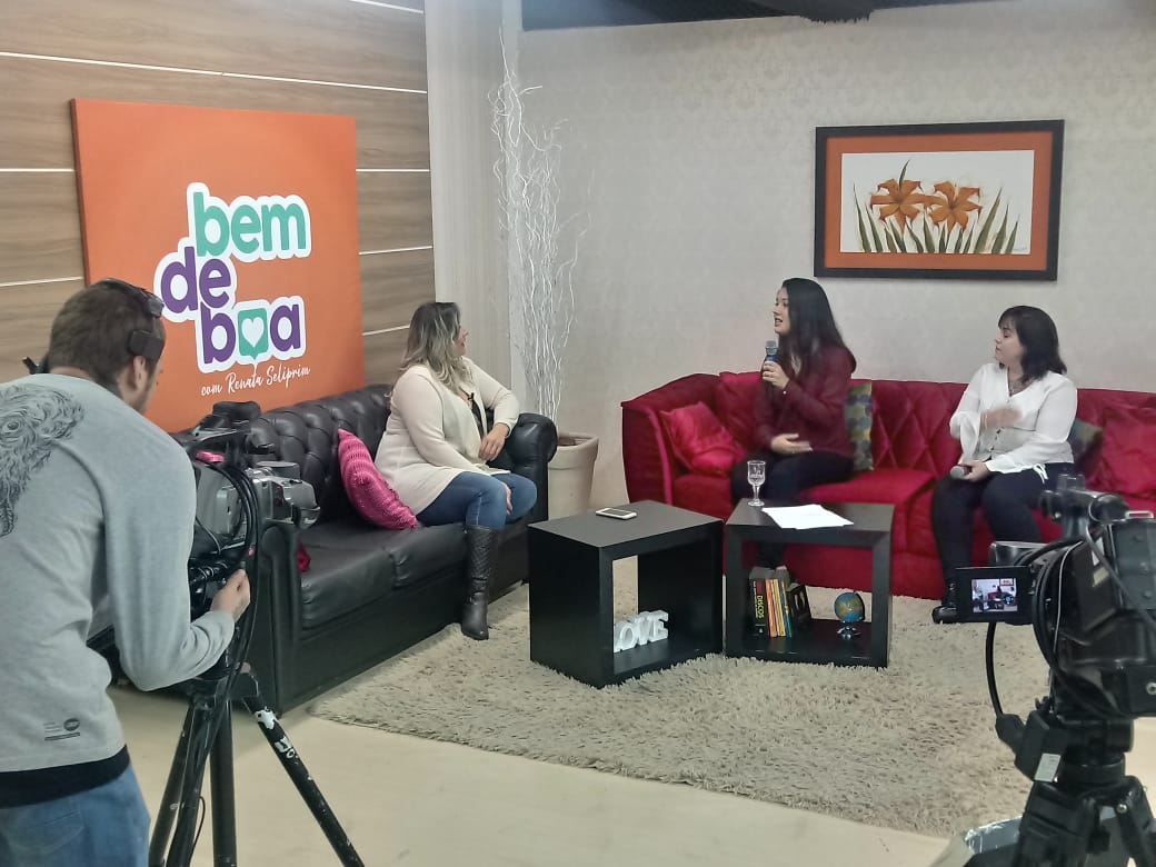 Dicas para currículos e uso do Linkedin são abordadas em entrevista na TVBE