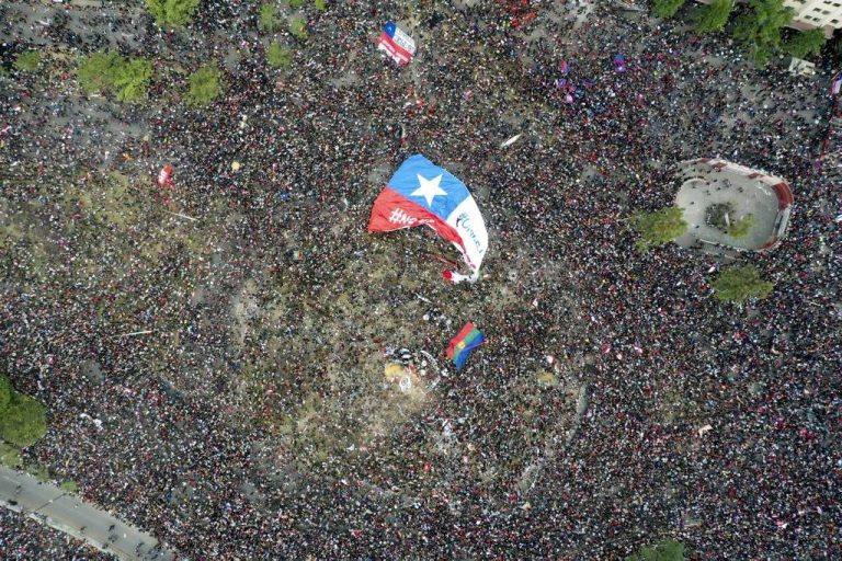 Professor Ricardo Farah é entrevistado pelo Gazeta do Povo sobre crise no Chile