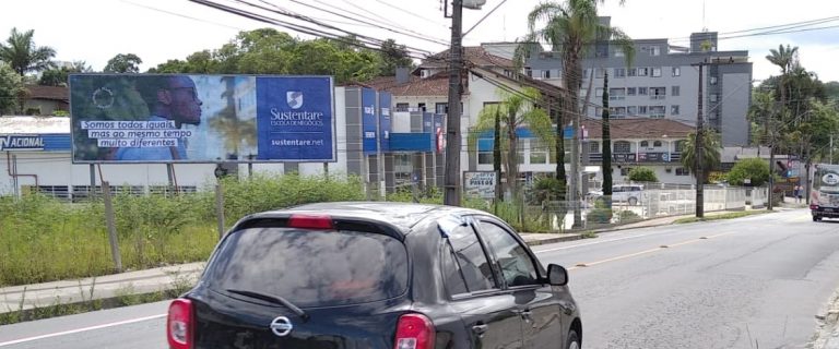 Sustentare lança campanha em outdoor baseada no Manifesto: Aprendiz Plural 