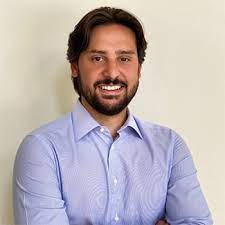 Vitor Ayres